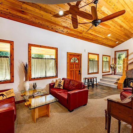 Cedar Cabin Near Silverwood Spirit Lake 外观 照片